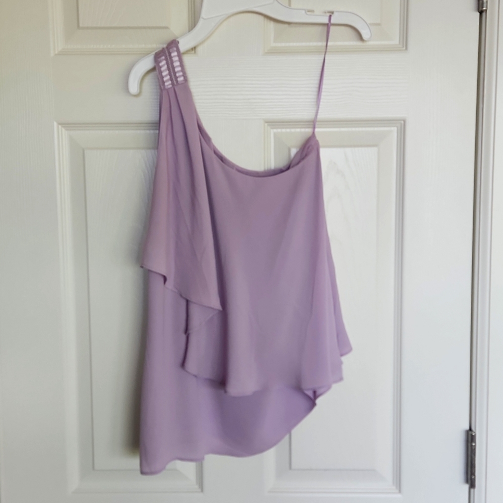 Asymmetrical top